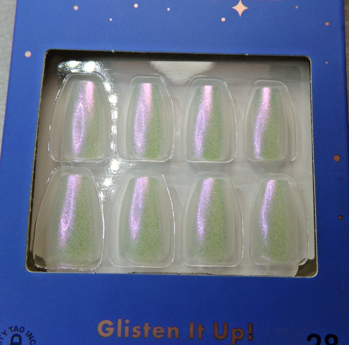 KISS Dream Dust NAILS Shiny Iridescent Pearly White GLUE ON Short LENGTH