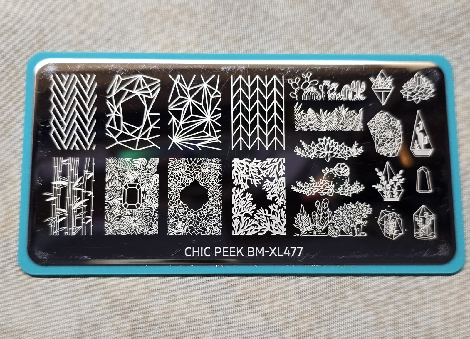 Maniology Bundle Monster BM-XL477 Chic Peek Geomentric Floral Nail Stamp Plate