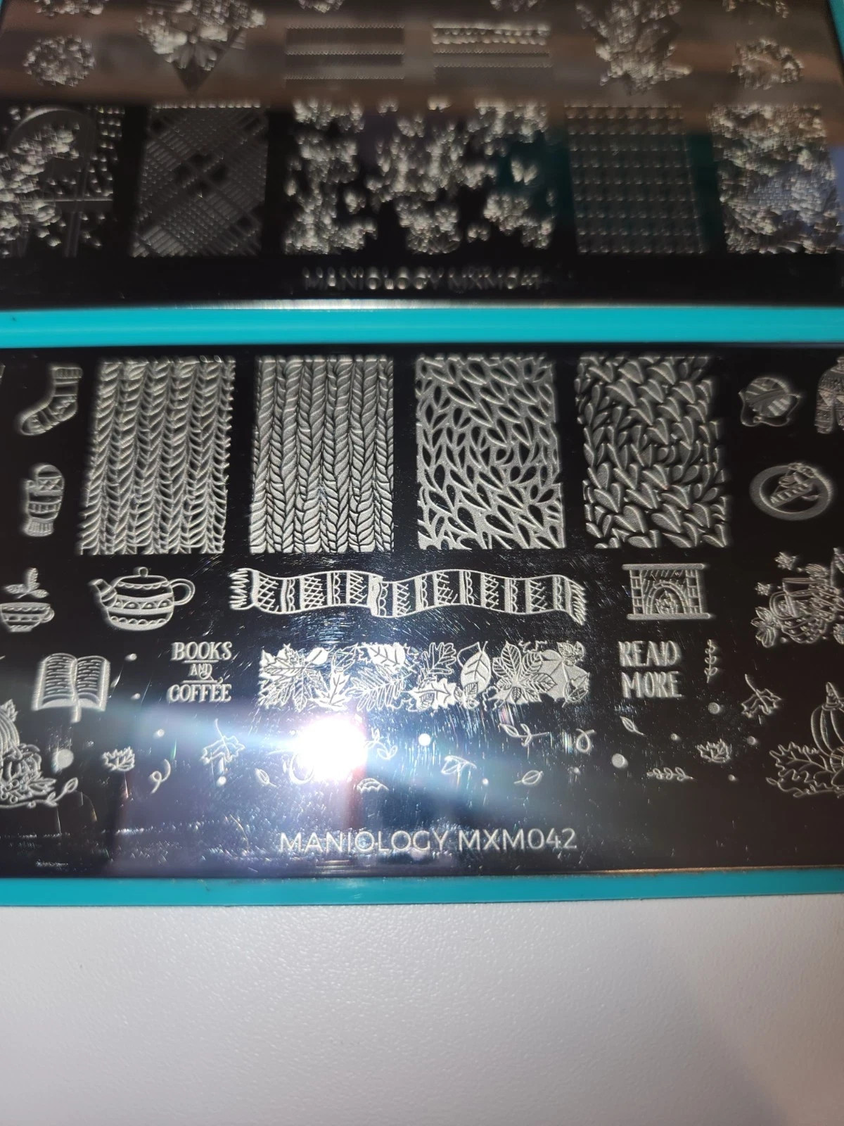 Maniology MXM041 MXM042 Nail Stamping Plates – Cozy Sweater Weather