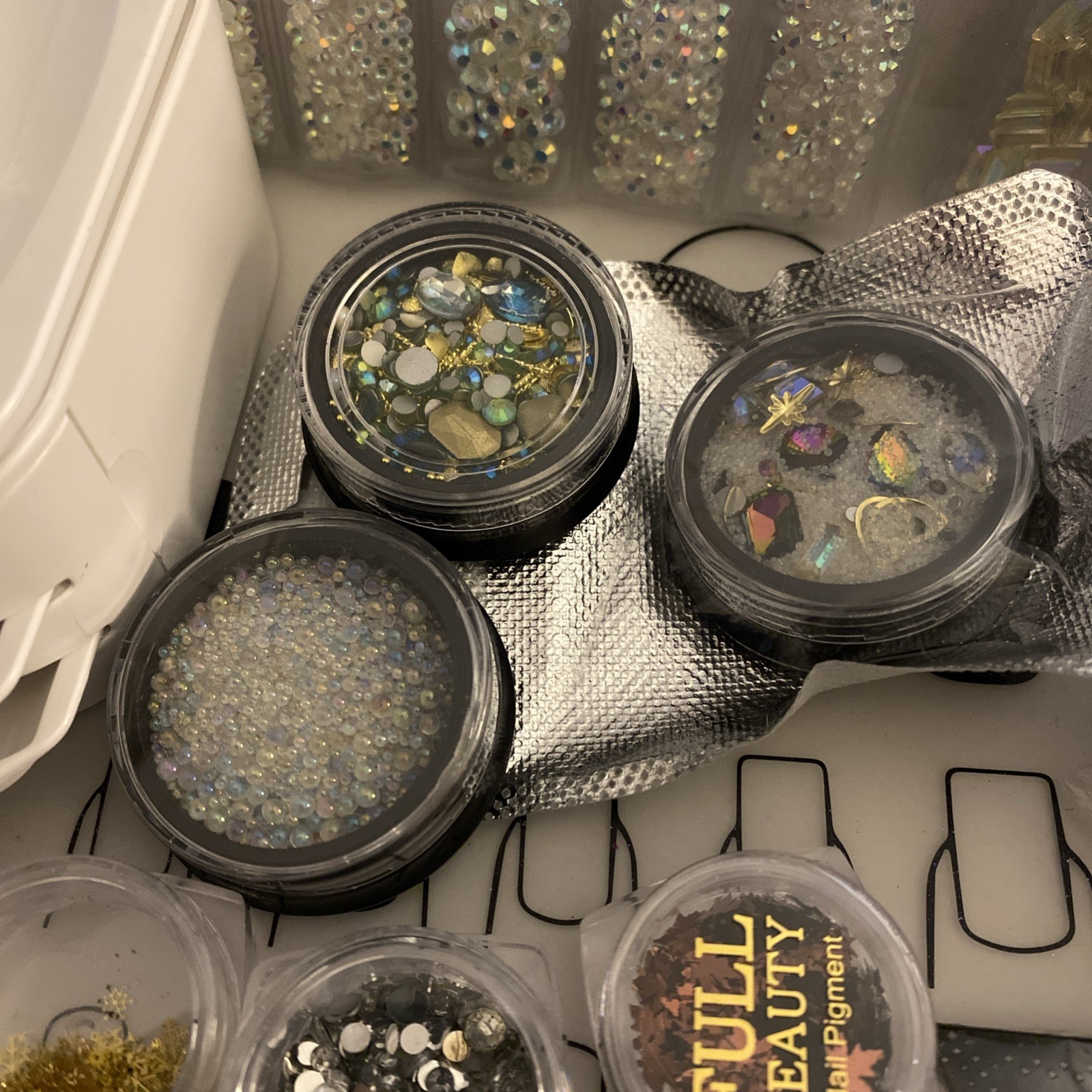 Nail Decoration Pots Alloy Shapes Embellishments Pearl’s Glass crystal & extras