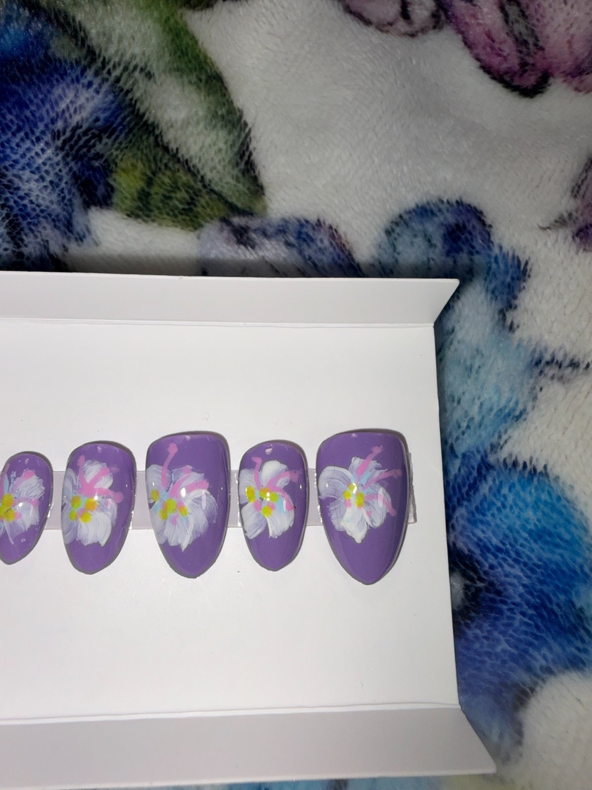 hand painted press on nails Lavender florals