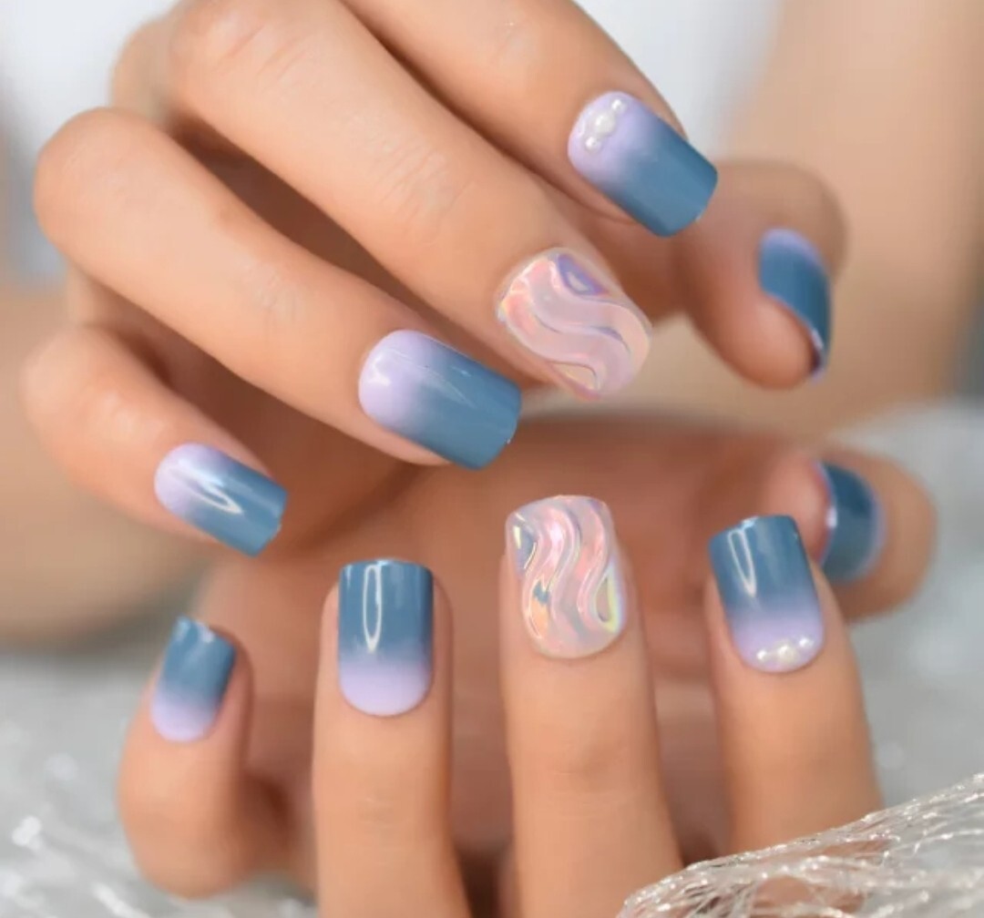 24 Unique 3D Swirl Press On Nails Short Ombre purple blue holographic Glue On di