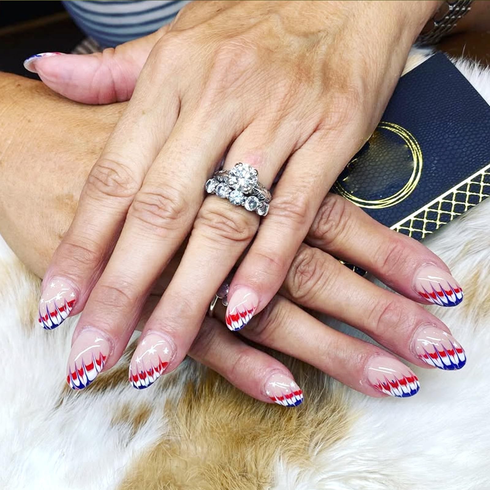 4th of July Press on Nails Medium Oval Fake Nails with Designs Red Blue Gradi…
