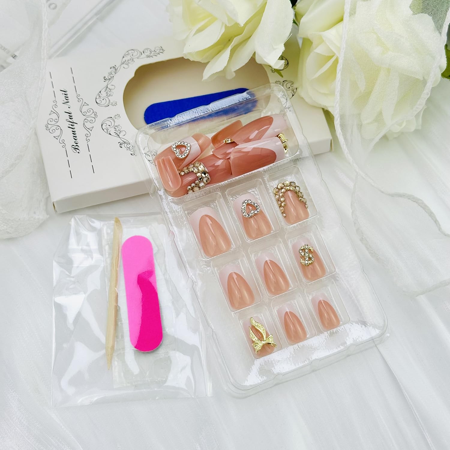 24pcs French Tip Press on Nails Short Square Fake Nails with 3d Heart Bow Dol…