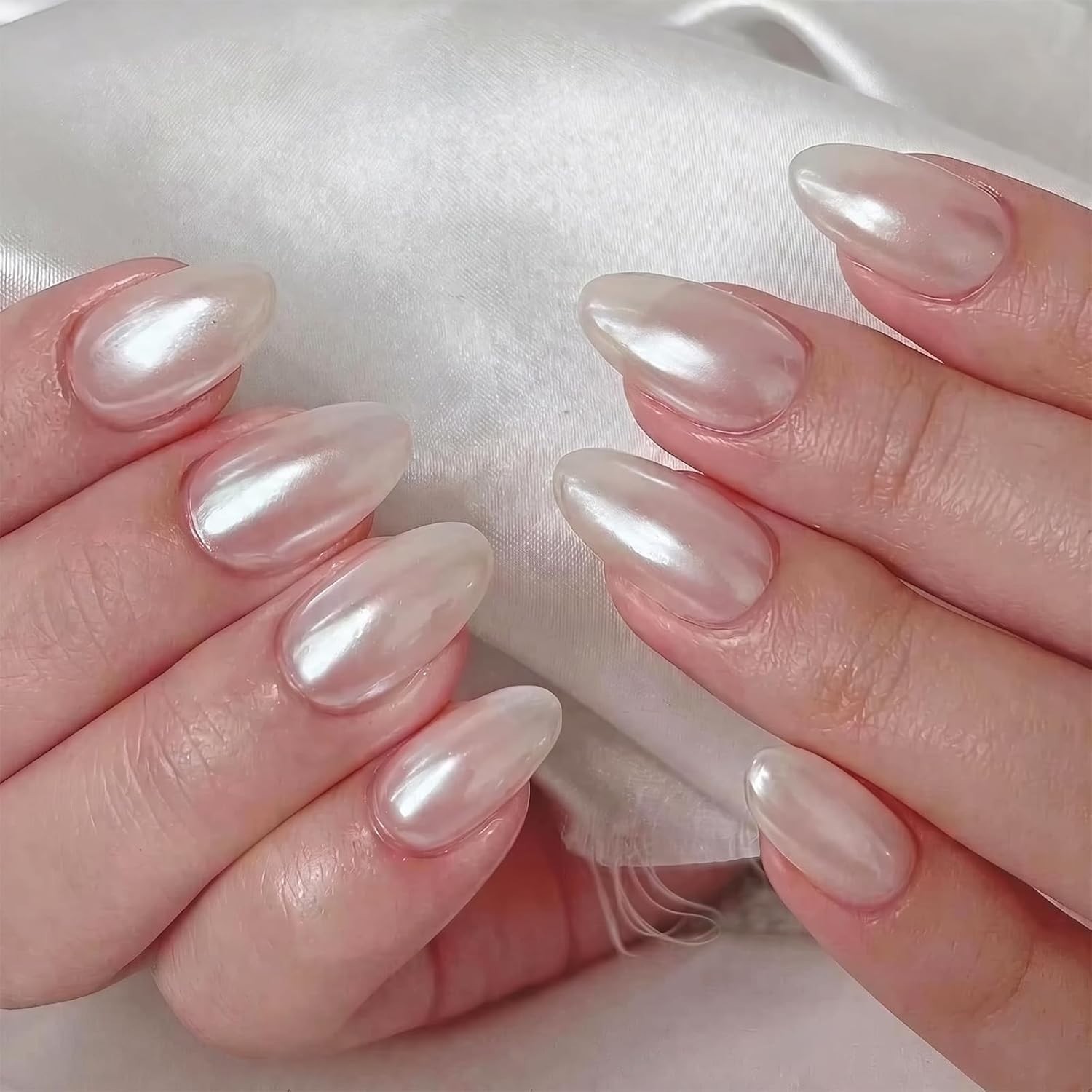 Chrome Nail Powder Palette – Iridescent Holographic Shine & Style
