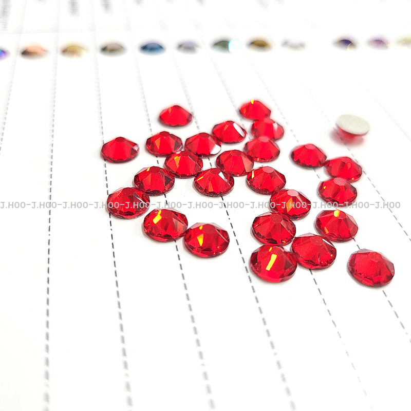 Swarovski 2088 – Flat Back-Light Siam F