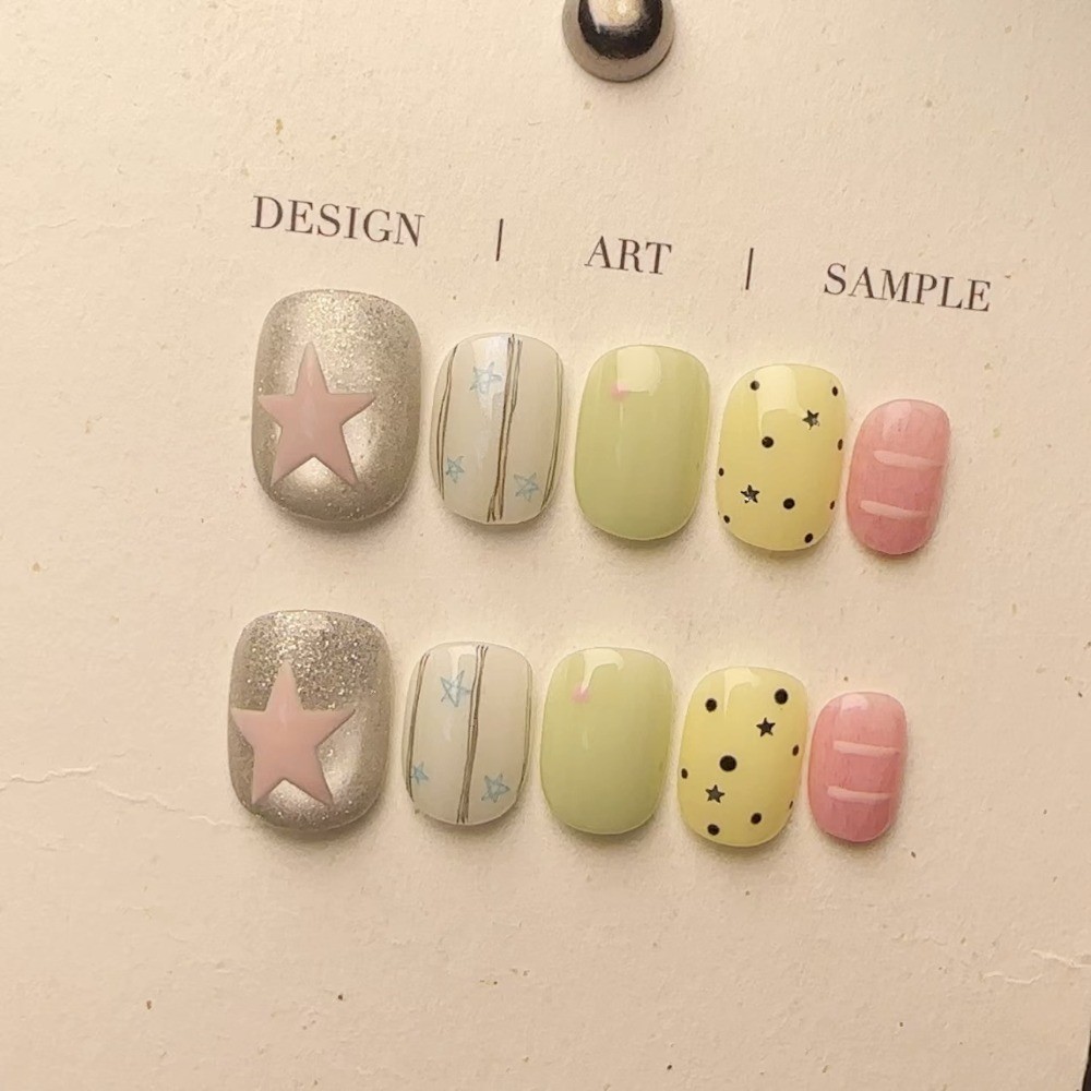 10Pcs Short Round Cat Eye Star Press On Nails, Cream Korean Style 2026 New Nails