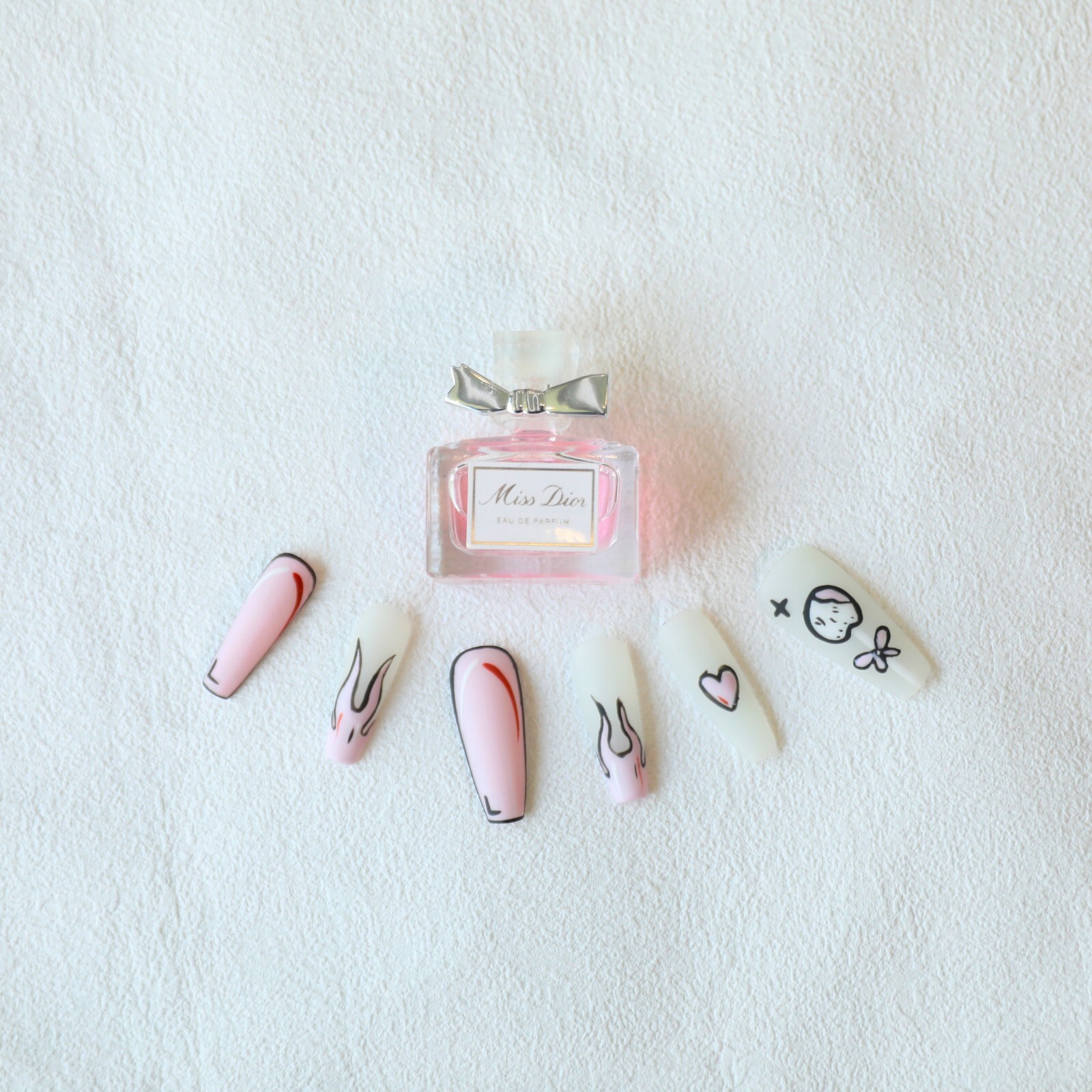 15Pcs Mischievous Pink Press on Nail Art By Handmade