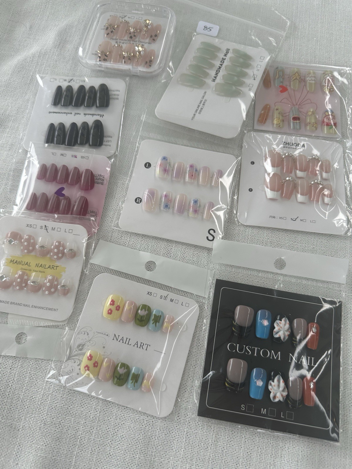10 pairs 100 pieces press-on nails lot in size small