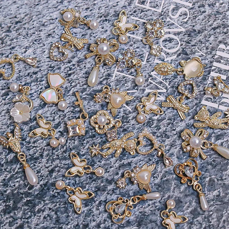 50Pc Random Luxury Nail Art Dangle Jewelry (Heart Bowknot) Mixed Style 3D Nail