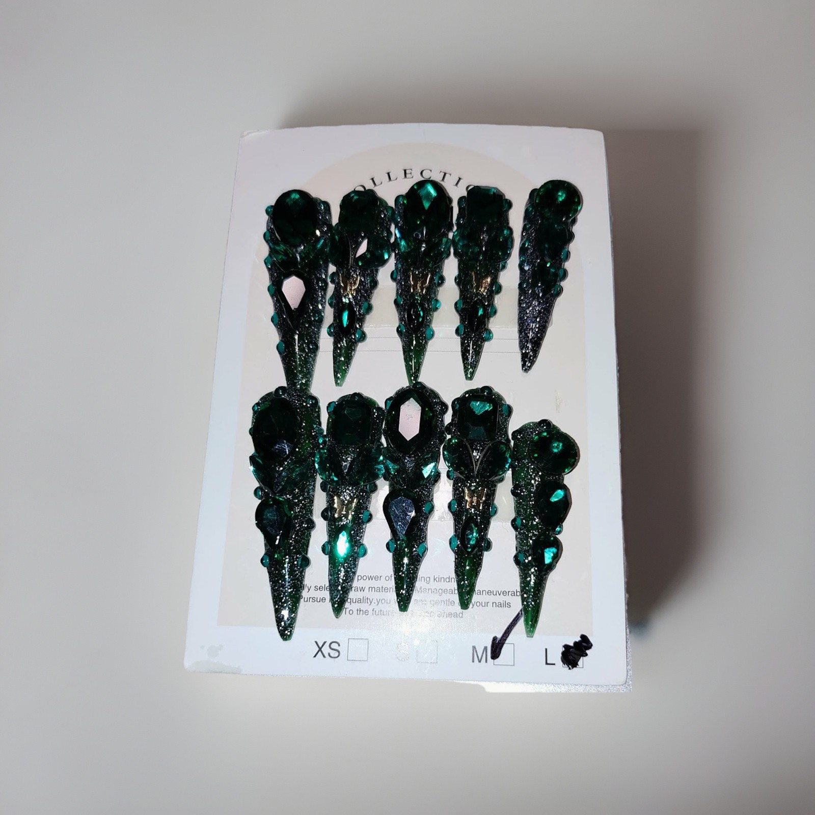 Green Black 3D Shiny Stiletto Press-On Nails Full Cover Medium