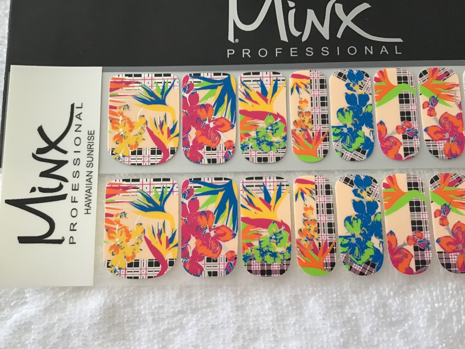 Minx Professional nail wrap Pink Cheetah