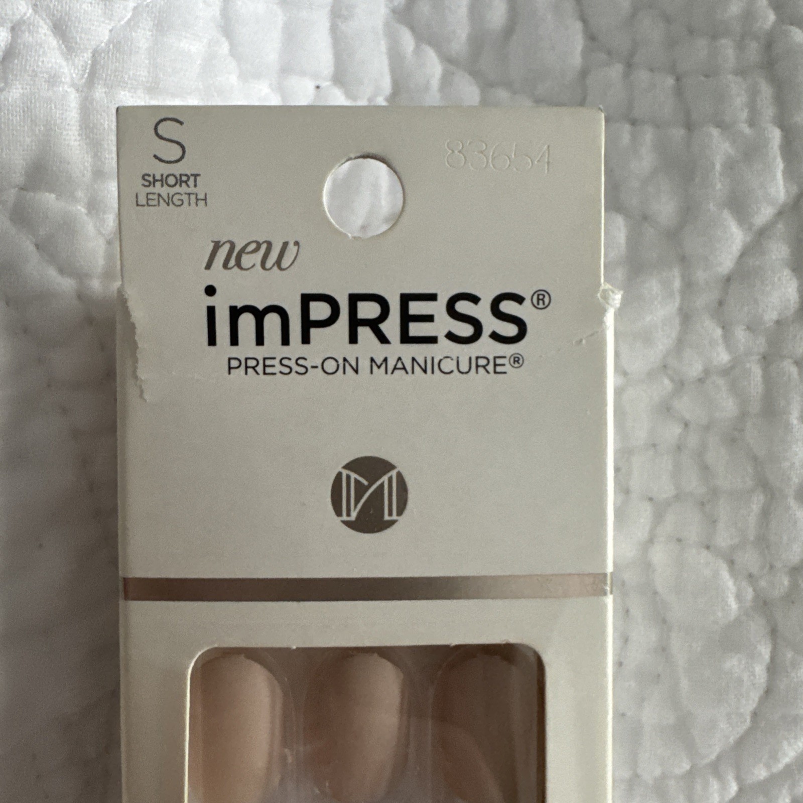 Kiss Impress Press-On Short Nails Evanesce 30-Count- Matte Beige Glitter