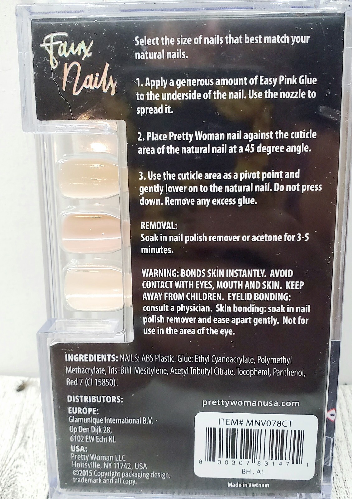 Pretty Woman 24 Faux Nails Beige Cream Glitter Glue Included Medium Coffin Shape