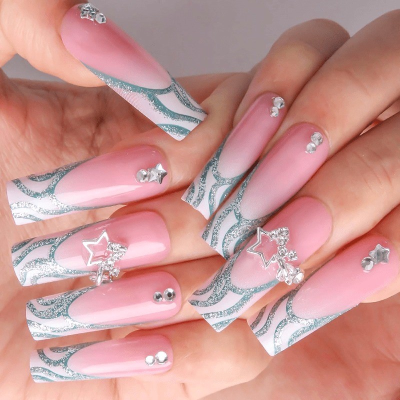 48 Sweet Pink Silver Star Fake Nails Removable Fake Nail Art, Suitable for Women