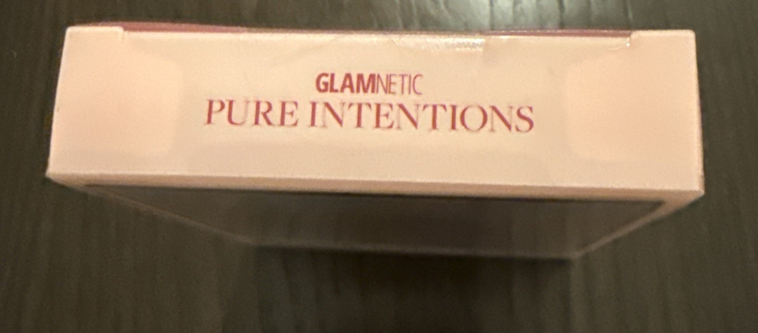 Glamnetic Press On Nails PURE INTENTIONS | Short Round | 30 Nail kit + Glue