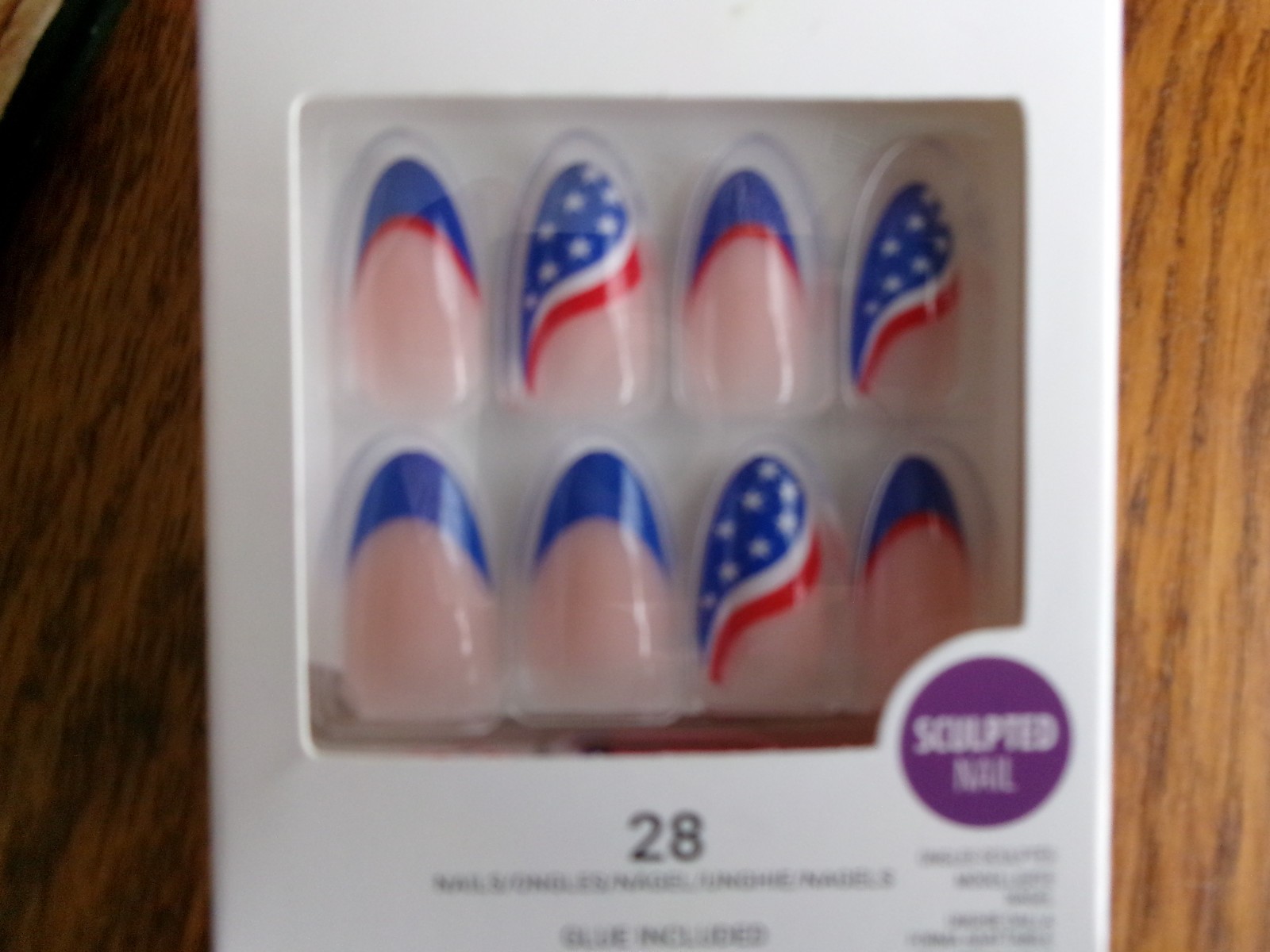 KISS VOGUISH Fantasy Nails Med NEW IN BOX Glue Included