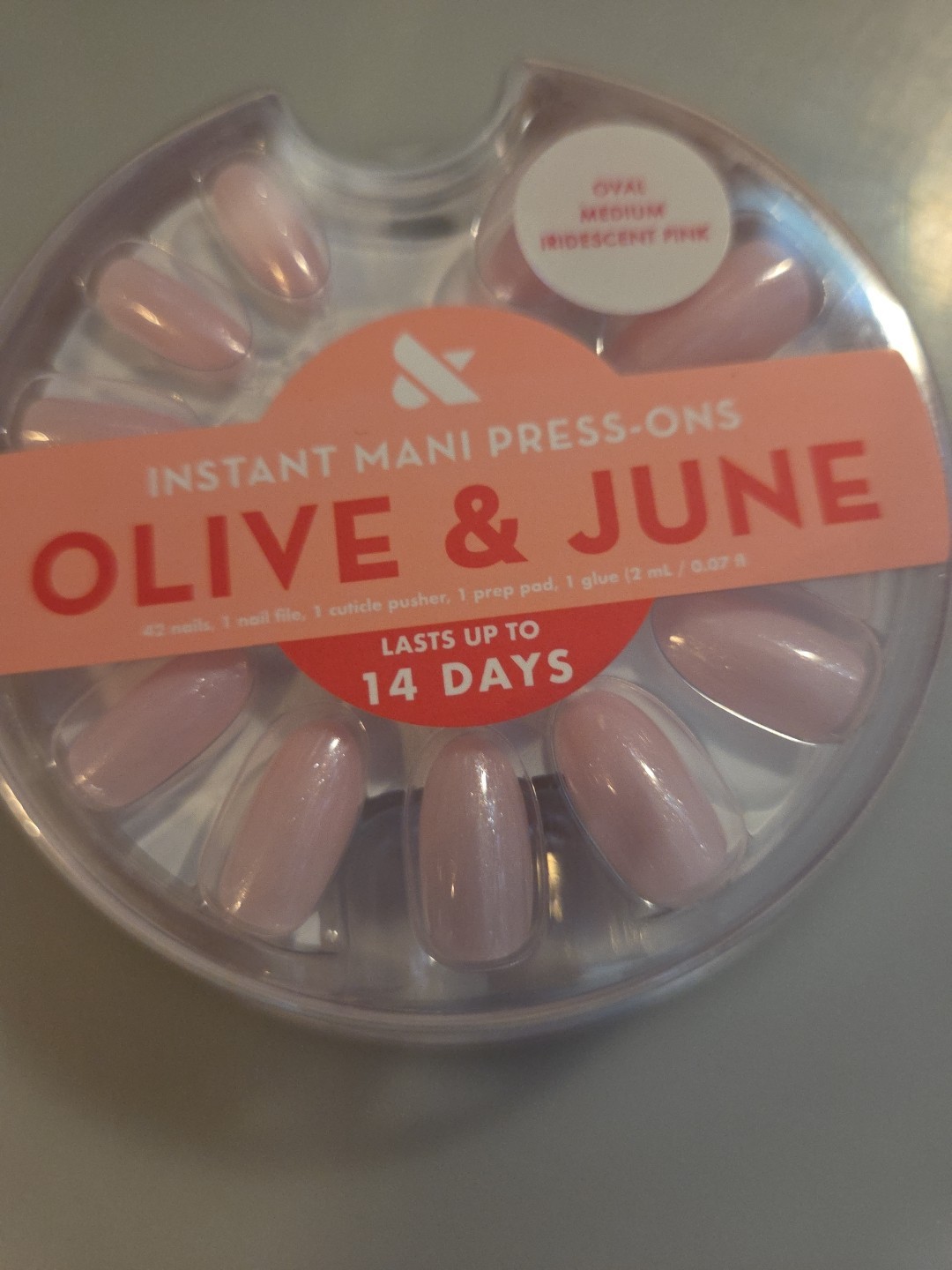 Olive & June Instant Mani Press On Sheer Lavender Shimmer Nails