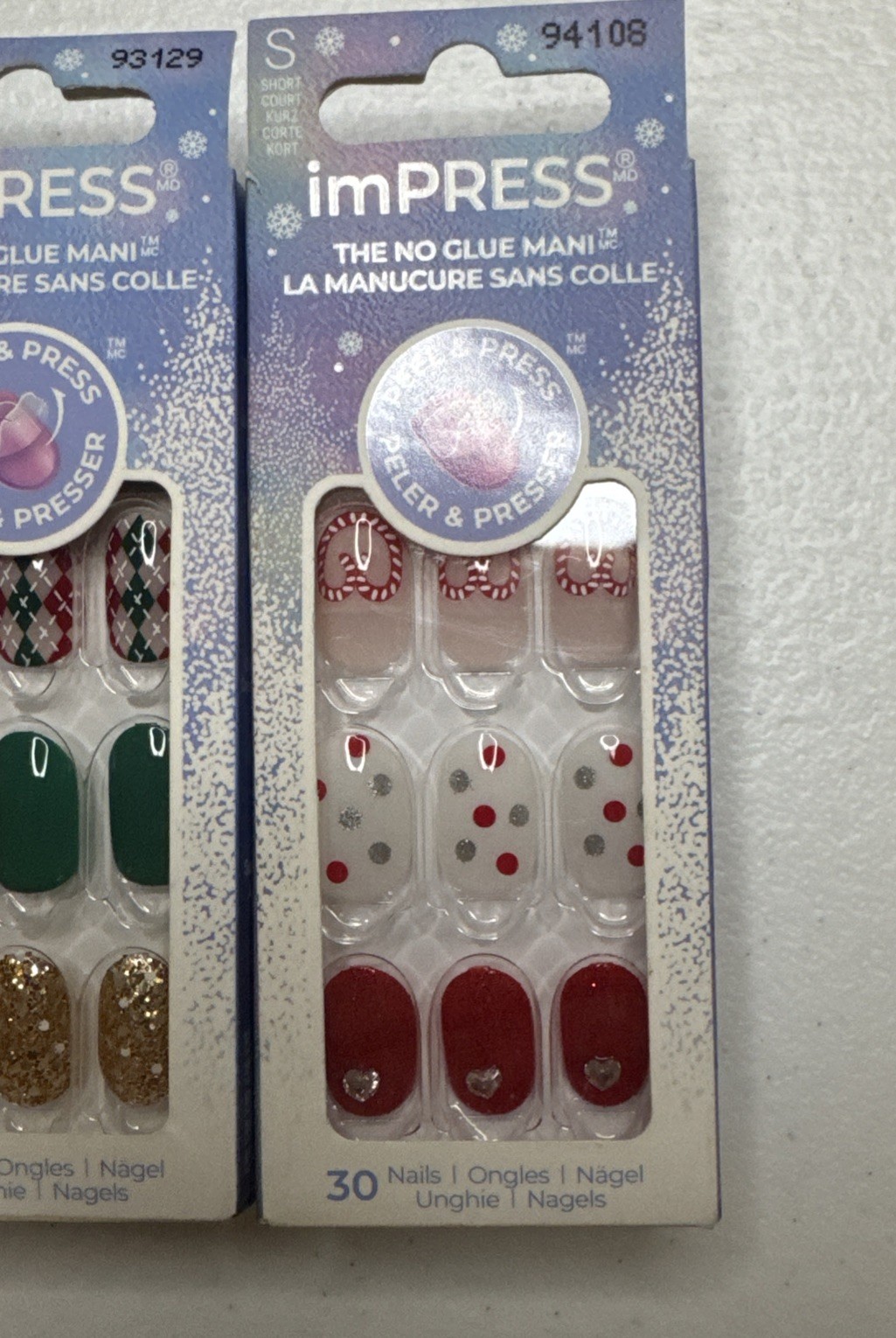 3x Kiss Peel & Press On Holiday Nails – Short/Medium -No Glue Mani