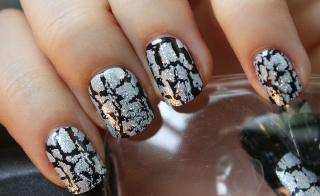 Kiss imPress Nail Art Trendsetters Short Length NO Glue so easy to apply # 1