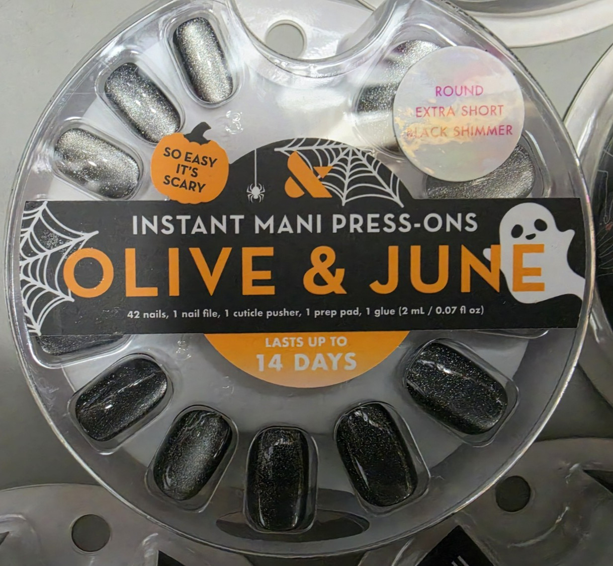 TEN Different HALLOWEEN Olive & June Mani Press on Nails – pics of each style