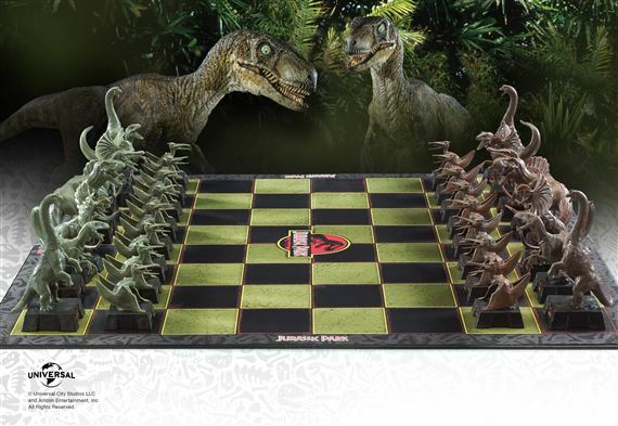 Jurassic Park Movie Dinosaur Chess Set Brand New T-rex Raptor Pterodactyl Compy