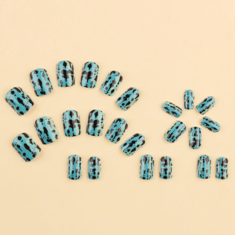 48P Short Square Press on Nails, Green Black Frog Spot Animal Fake Nails