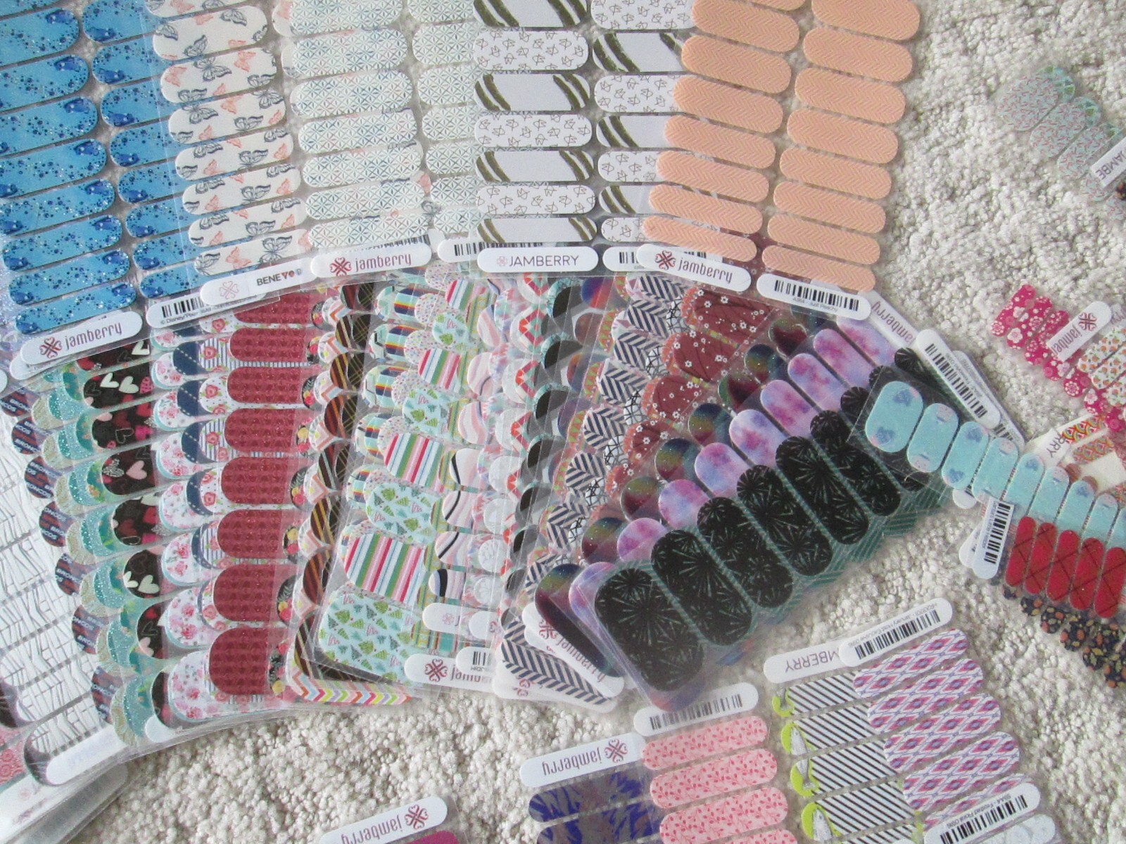 Jamberry Huge Nail 112 Half Sheets/ 10 Full Size/ Petite Juniors/ Tools/Partials