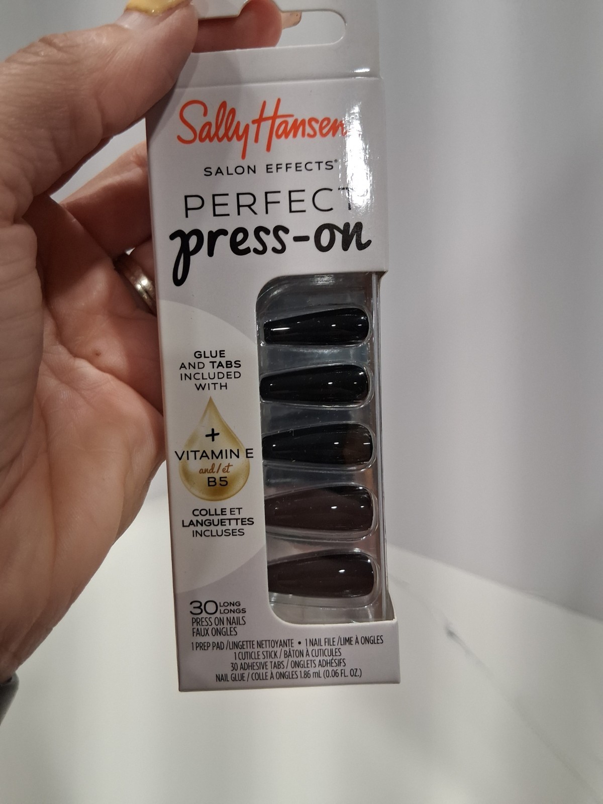 Sally Hansen Perfect Press-On Nails, C0331 Onyx-pected HB1