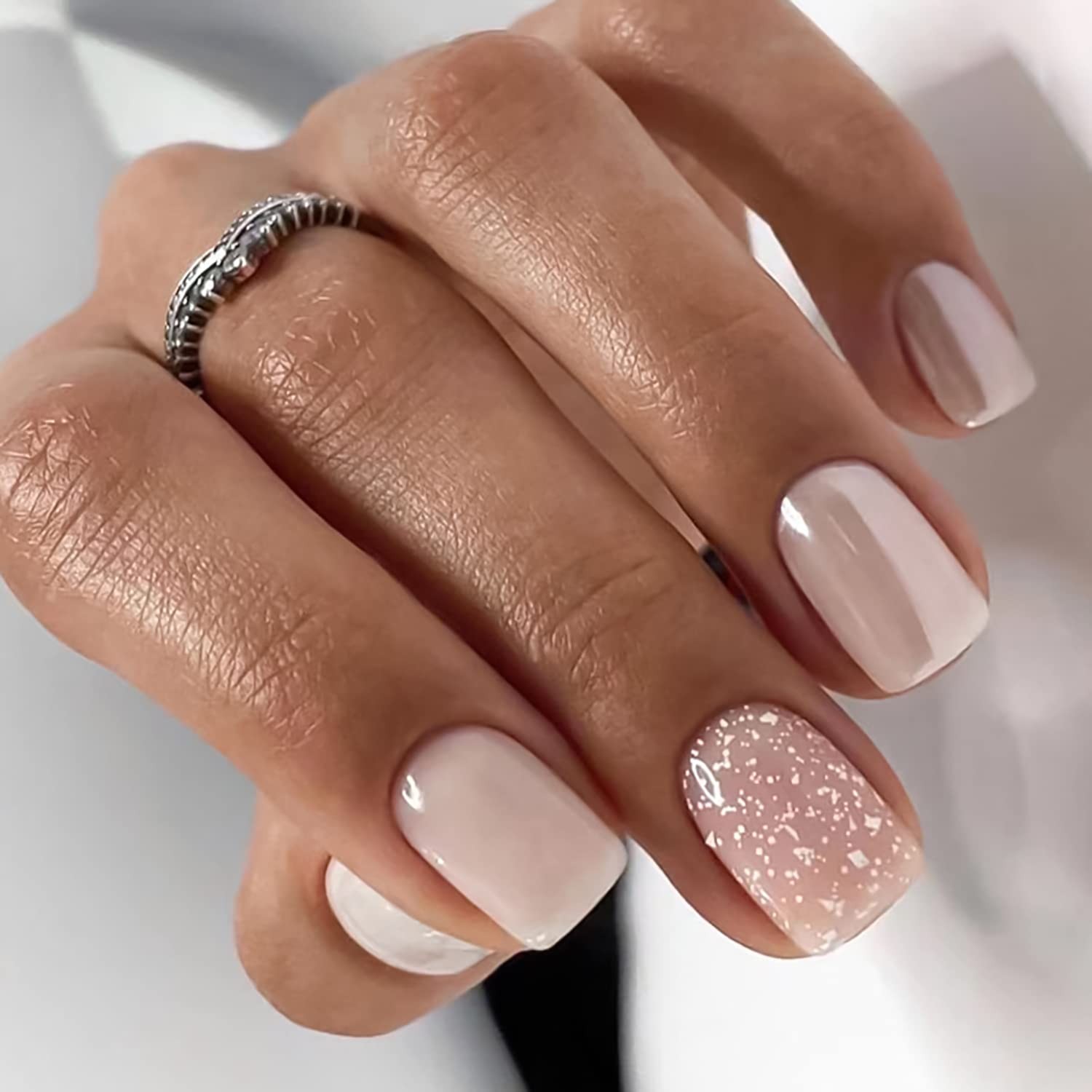 RIICFDD Short Square Press on Nails Glitter Nude Pink Fake Nails | Extra Short N