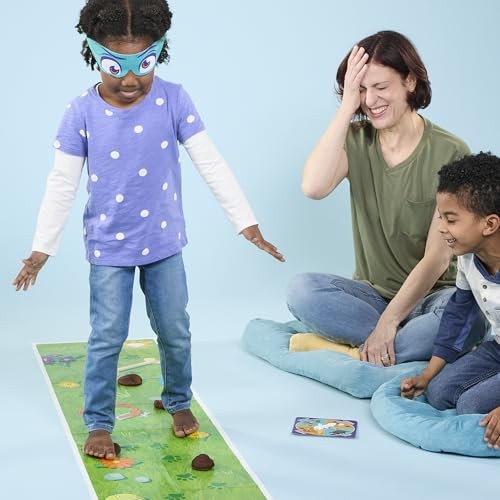 Hasbro Gaming Don’t Step in It! Preschool Game I Blindfolded, Standard, Brown