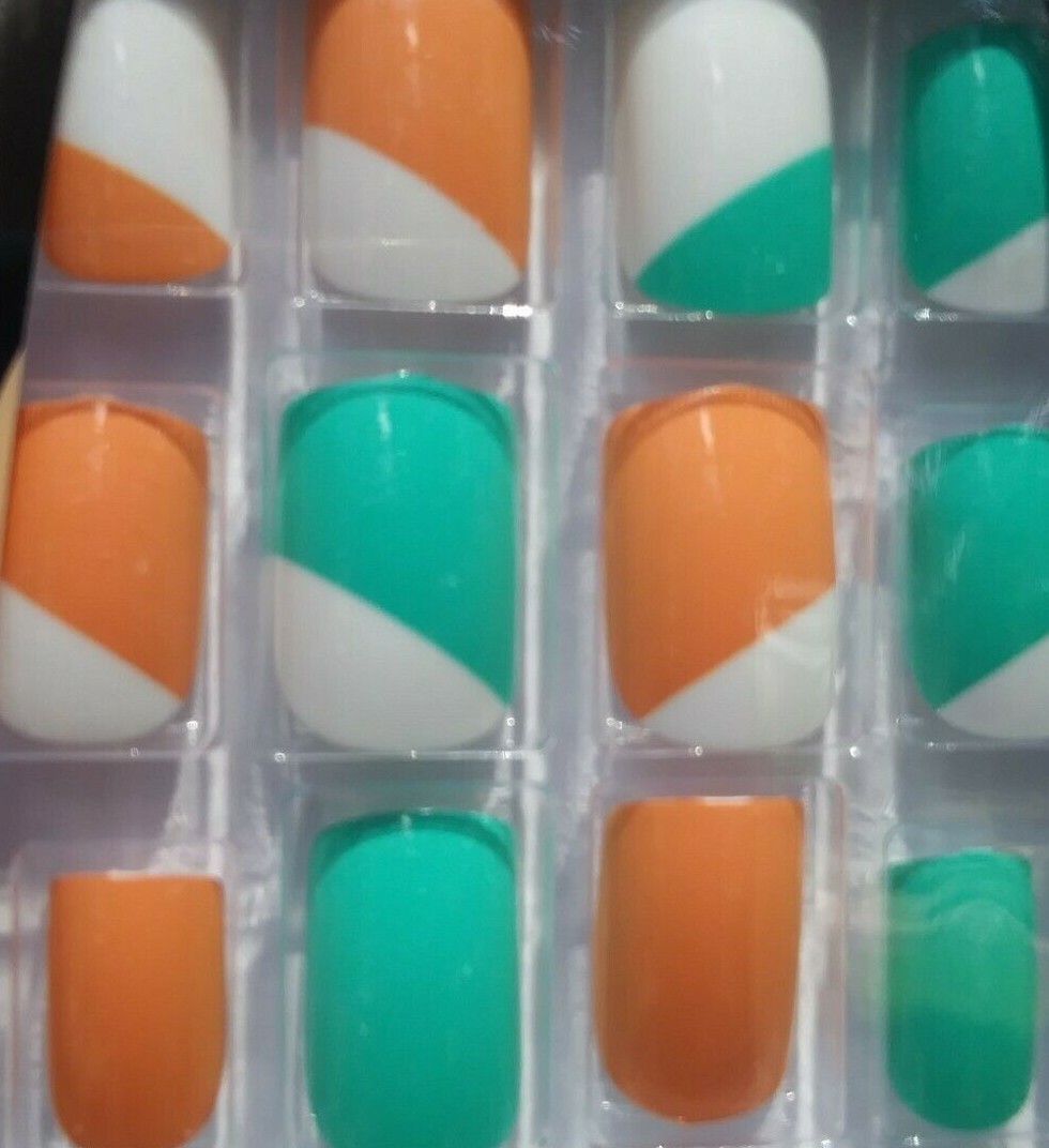 LA Colors 24 Glue On Nails Short Square Retro Orange Vintage Green Artic White