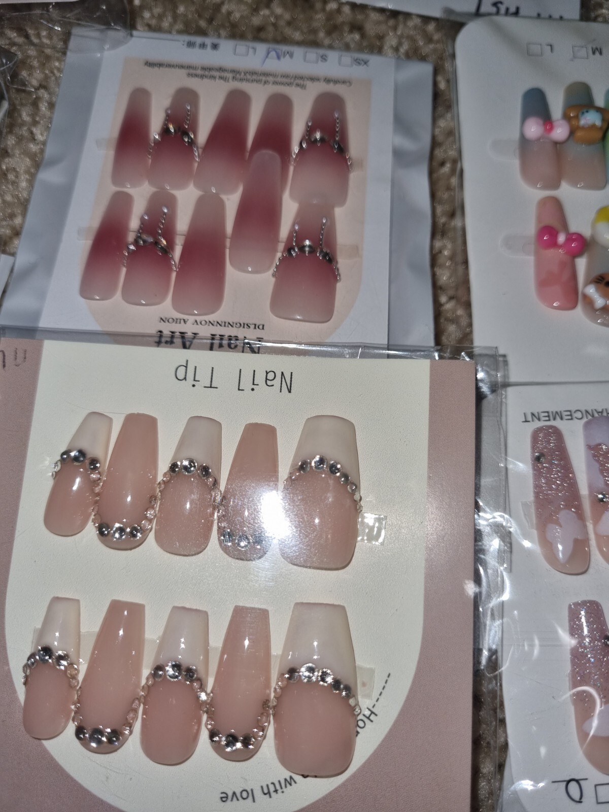 Bundle Of 22 Medium Size Press-on Nail Art Kit Hello Kitty Lotso Kuromi