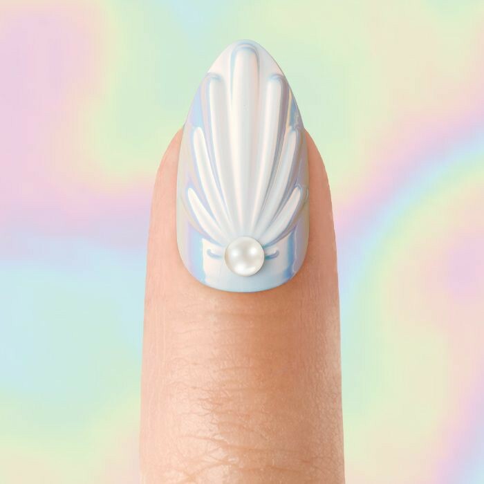 Kiss Press On Nails Glam Fantasy 3D Medium Smooth Finish Beach Mermaid Shell