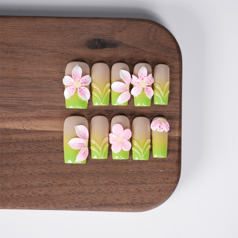 Handmade Green Nude Floral Press on Nails Gradient 3D Flower Trendy Fake Nails