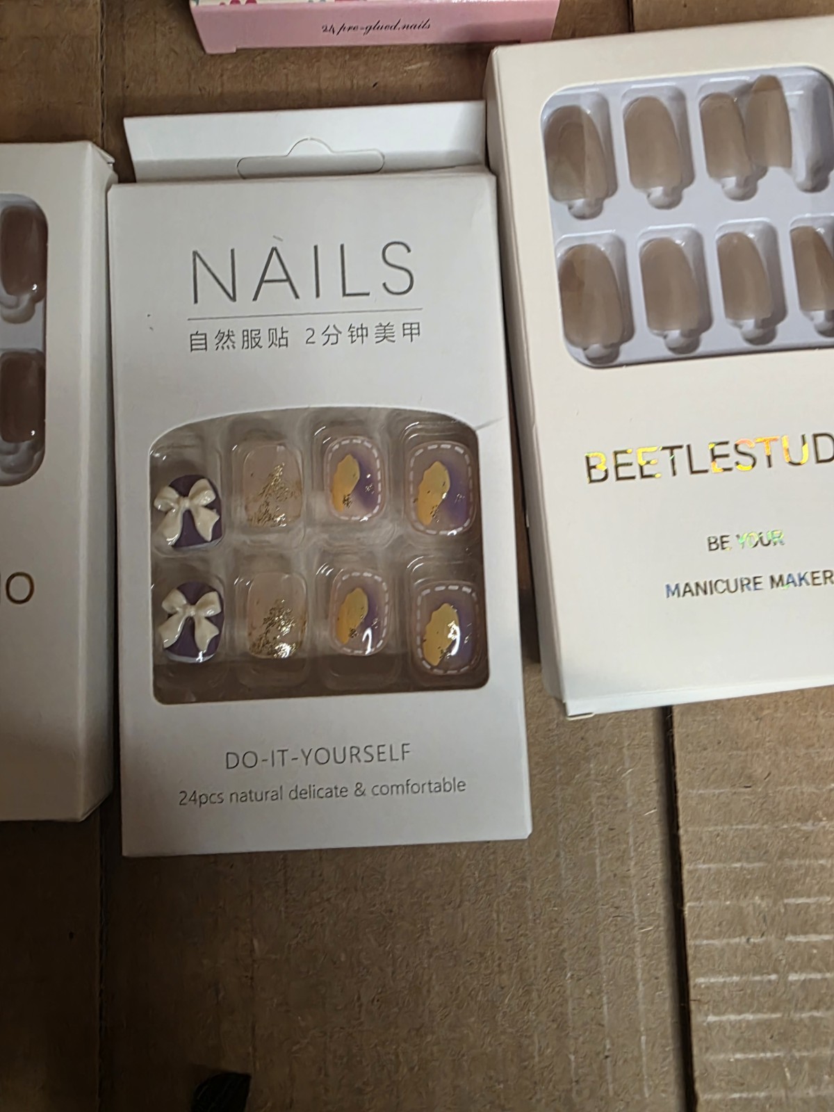 10 piece Press-On nail bundle