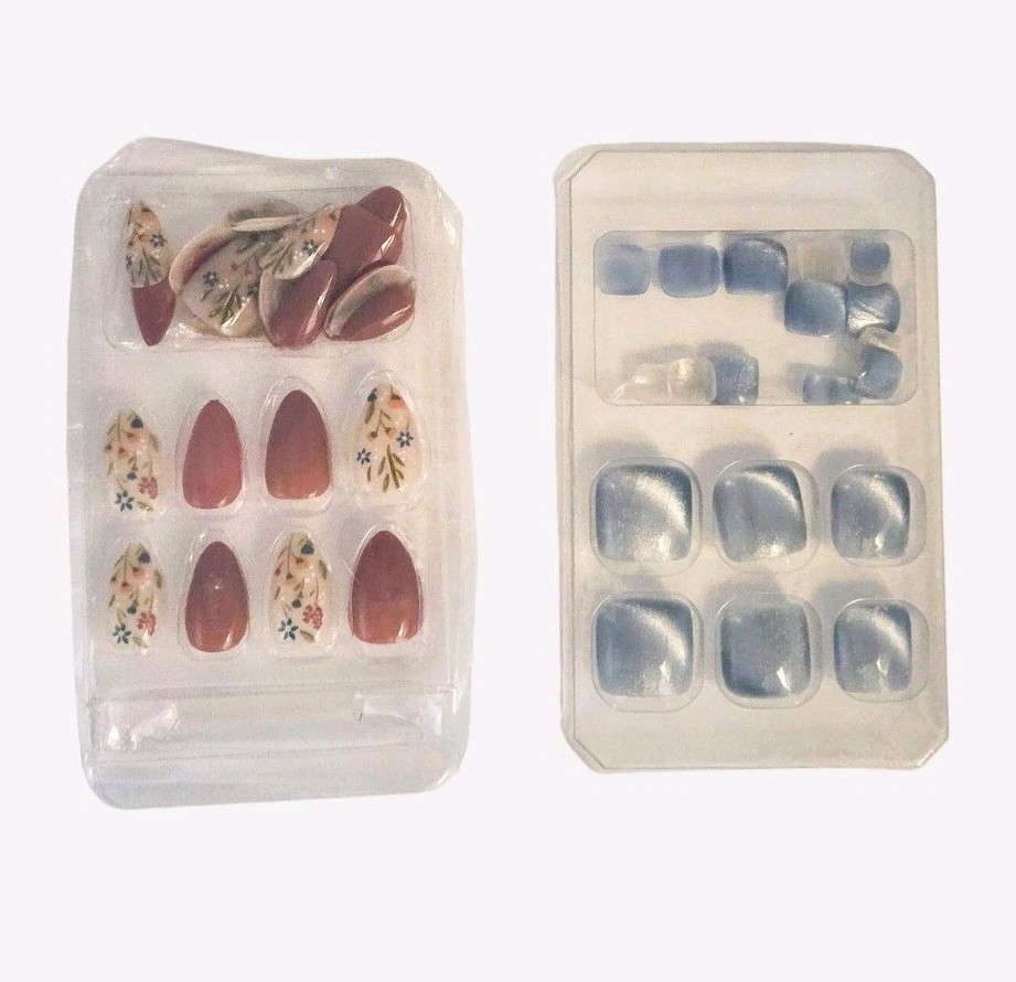 Monina Press-On Nails Floral Glossy Short Square Pre-Designed Reusable Set