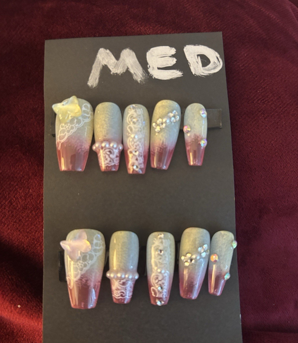 Press-On Nails Set Multicolor 3D Flowers Medium Coffin Pre-Designed Nail Art