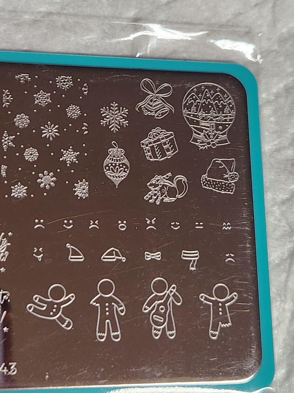 Maniology MXM043 Gingerbread Men & Reindeer Nail Stamping Plate