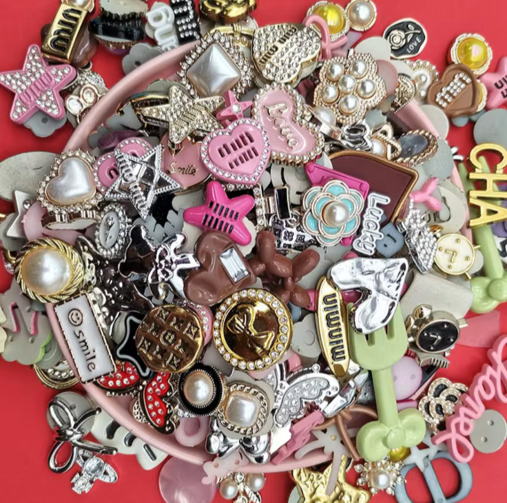 50pc/100pc/300pc Junk Case Charms, 3D Nail Charms and Gems
