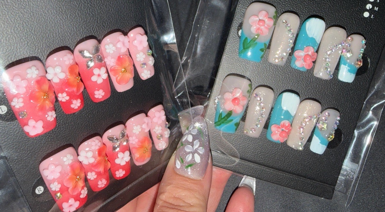 2pk (MEDIUM) 3D Floral Square Press-On Nails