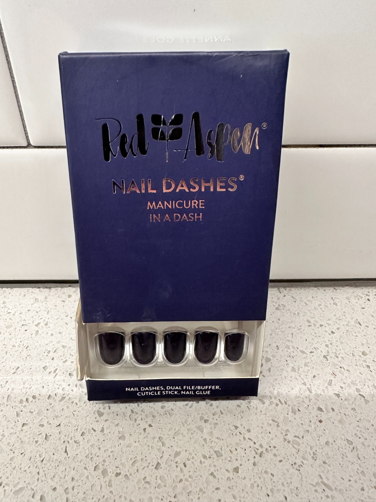 Red Aspen Press On Nails – Choose Your Dash – Buy more and save!