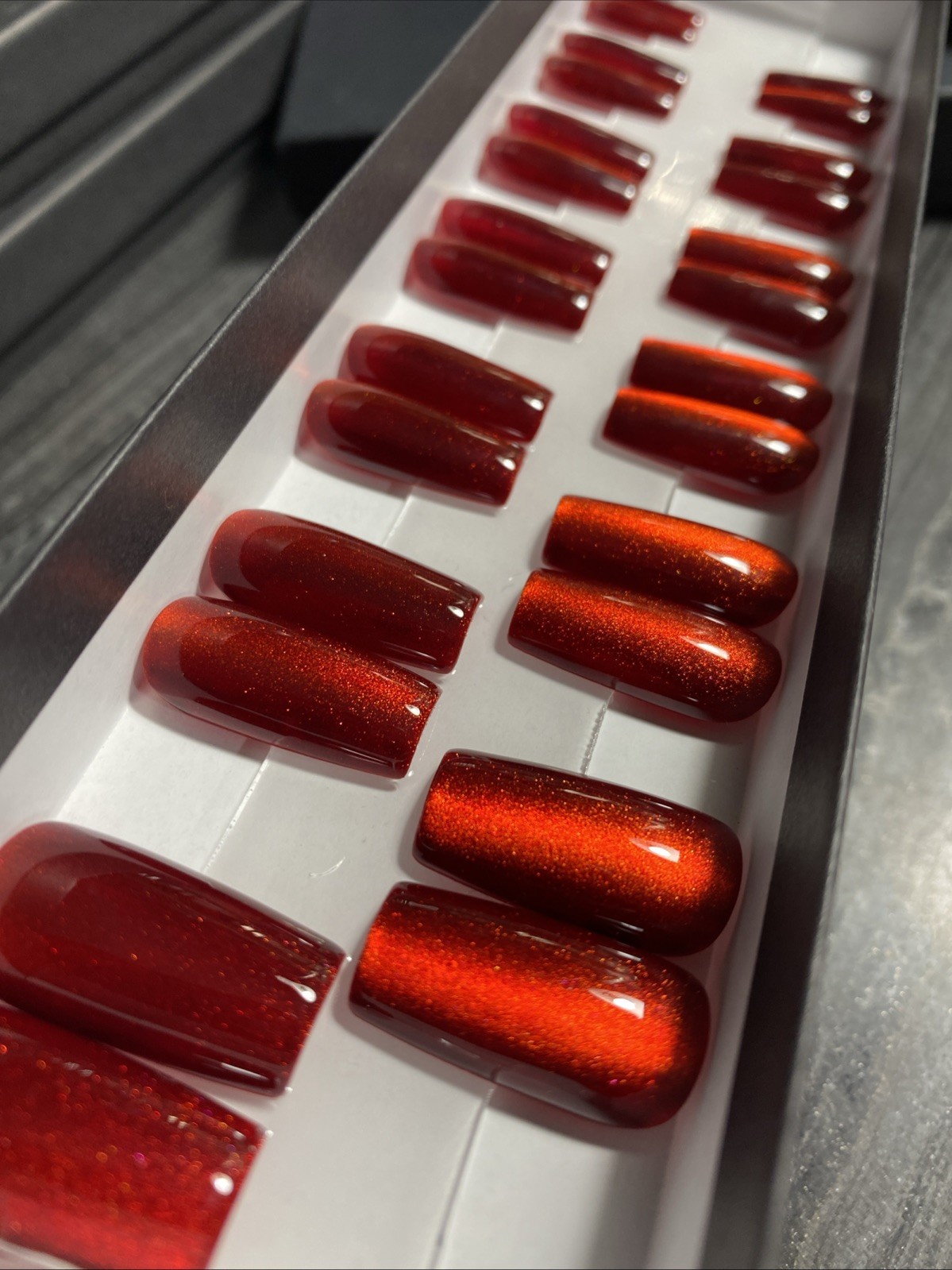 💕 Press On Nails Handmade 26 Medium Square Red Cateye Nails Gel / Gel Polish