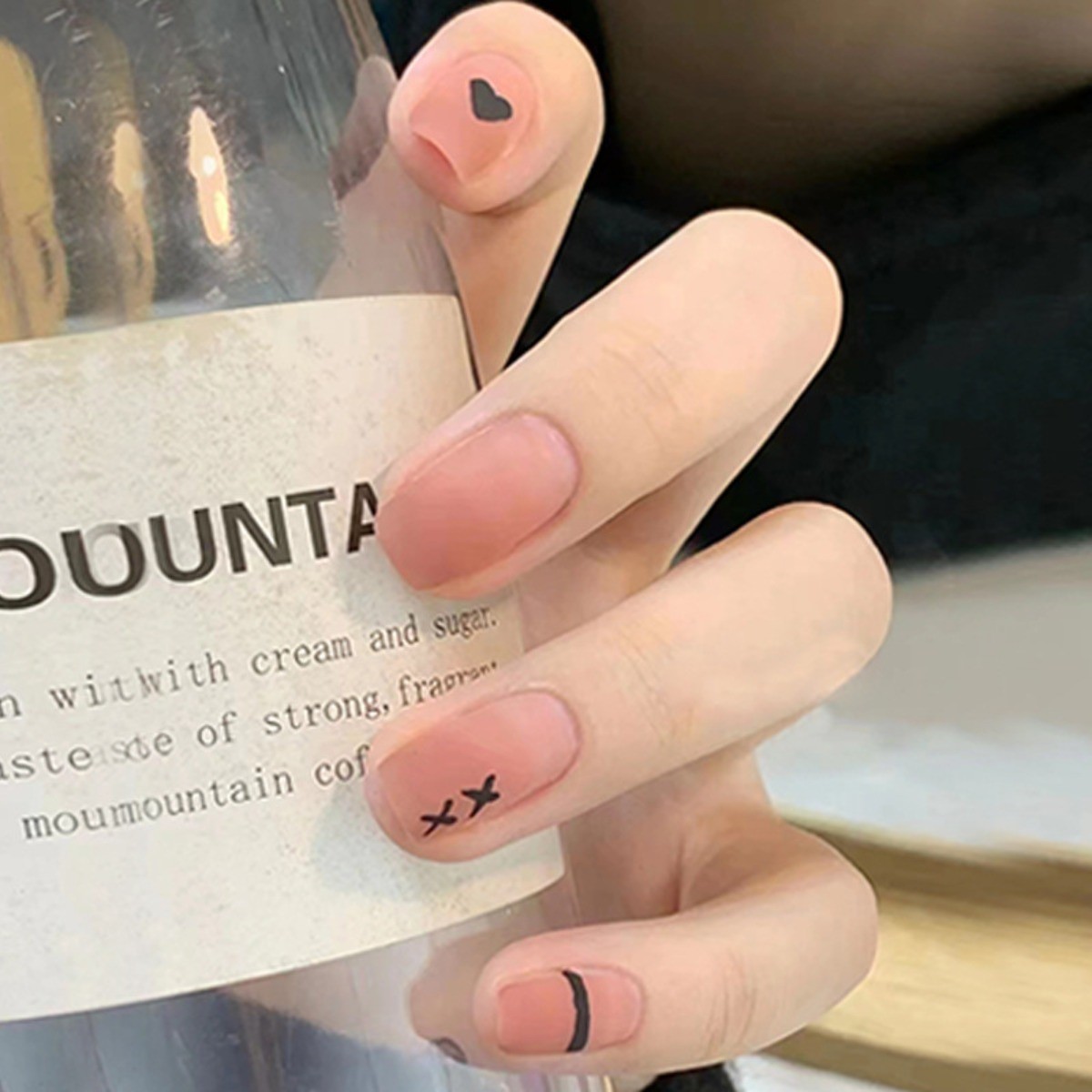 48pcs Short Round Press on Nails, Clear Nude Simple Black Heart Line Nails