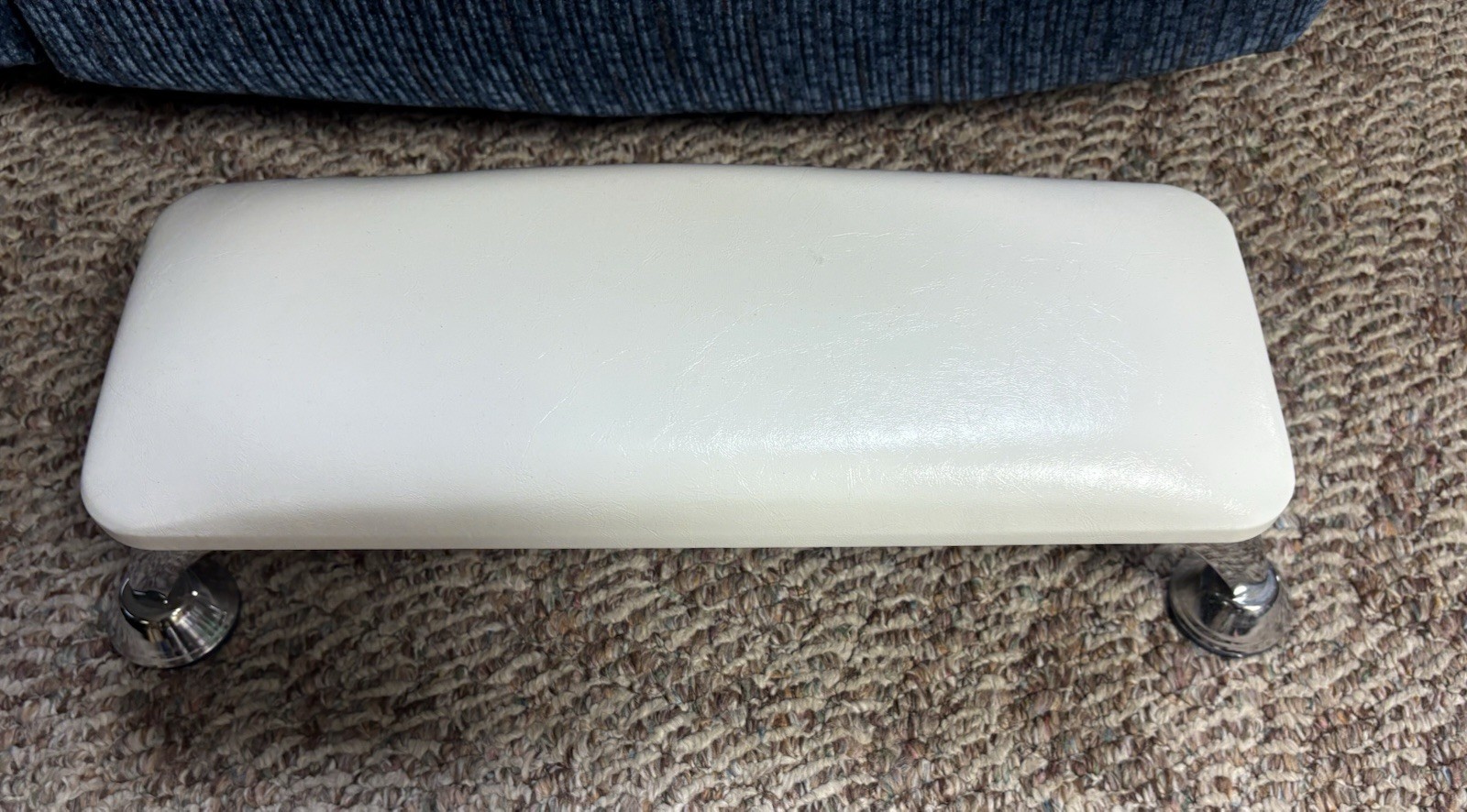 Big Arm Rest for Nails Cushion, Microfiber Leather Hand Rest for Nails Tech