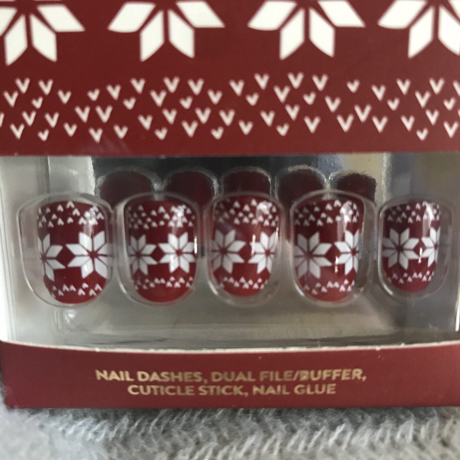 Dark Red & White Winter Sweater Print, Short, Square, Winter Press On Nails