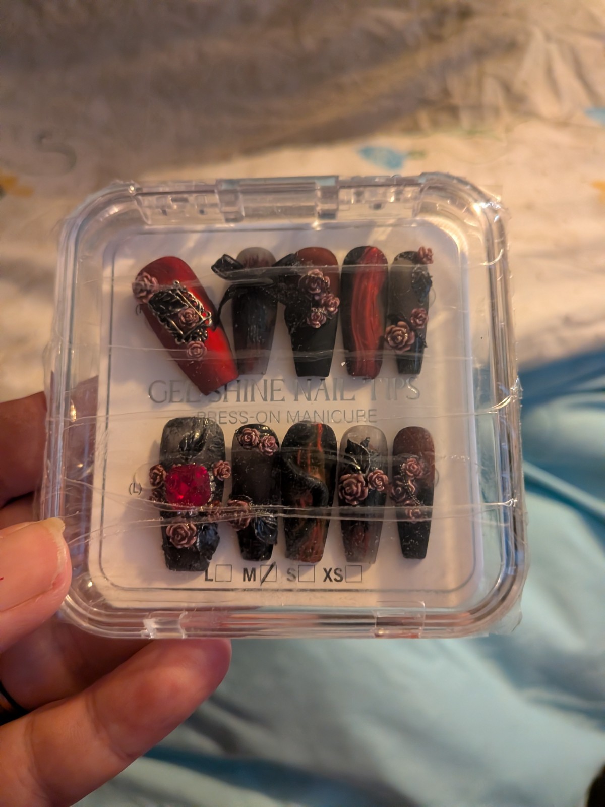 3D Flower Press-On Nails Set Black & Red Full Cover Pre-Designed Nail Art