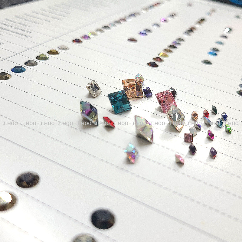 Swarovski 4428 XILION Square Fancy Stone 4mm (10pcs)