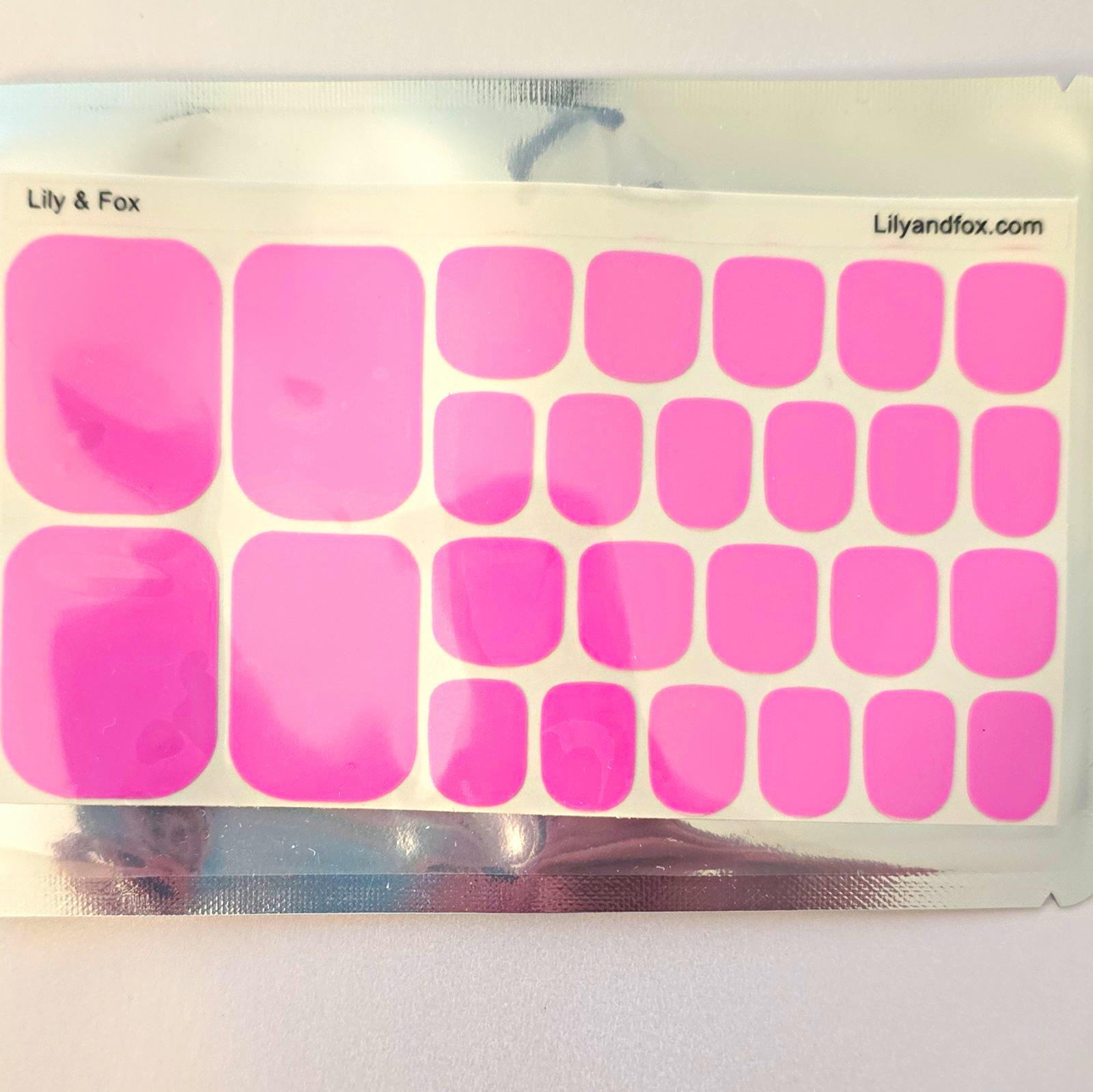 Lily & Fox Barbie Pink Solid Color Glossy Pedicure Toe Wraps Self-Adhesive