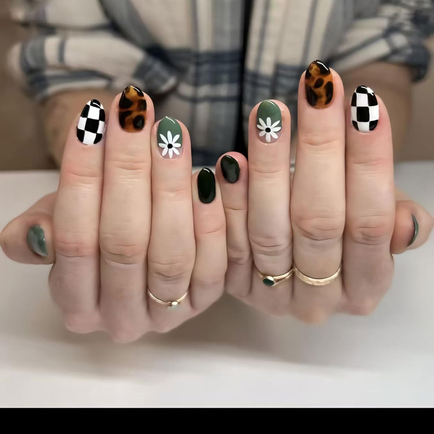 Spring Press on Nails Medium Oval Fake Nails Tortoiseshell False Nails Press Ons